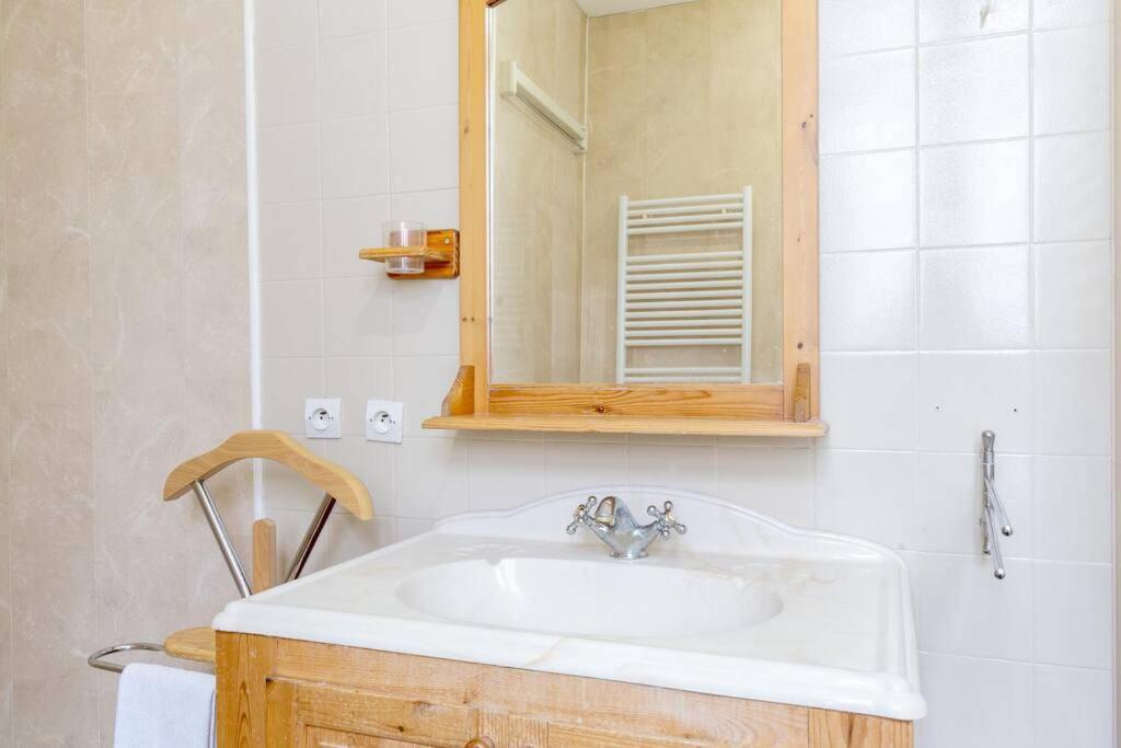 Vazi, Appartement Lumineux & Spacieux Centre-Ville Брест Екстериор снимка