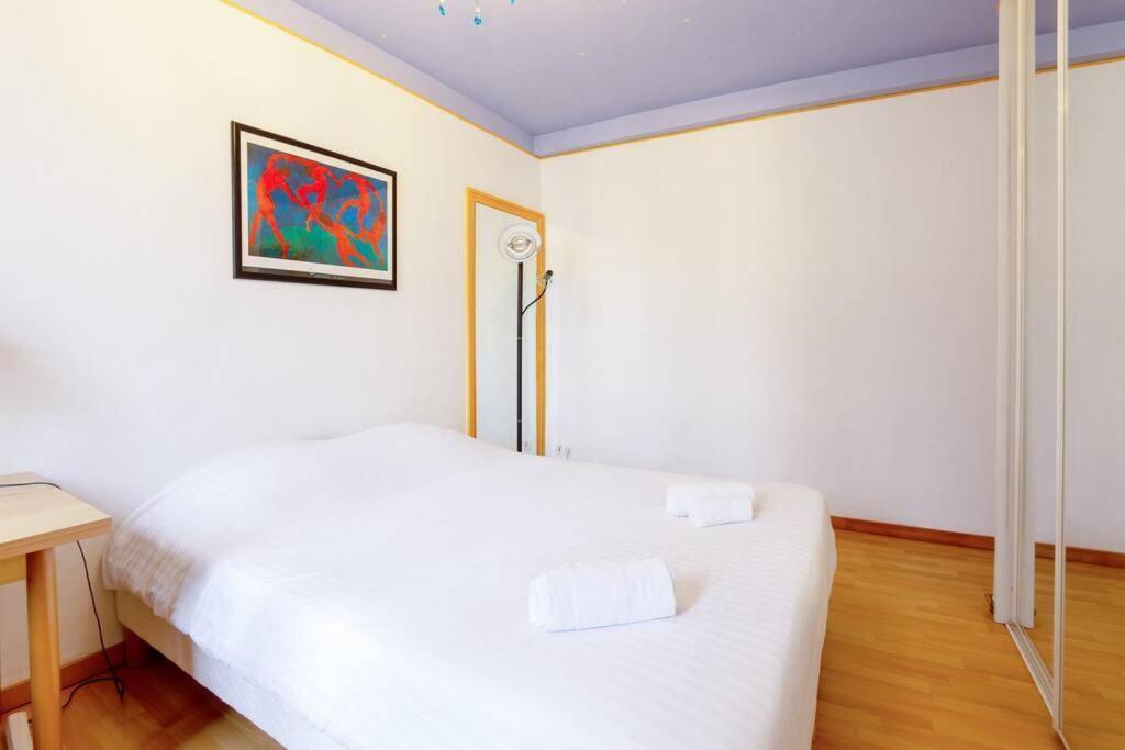 Vazi, Appartement Lumineux & Spacieux Centre-Ville Брест Екстериор снимка